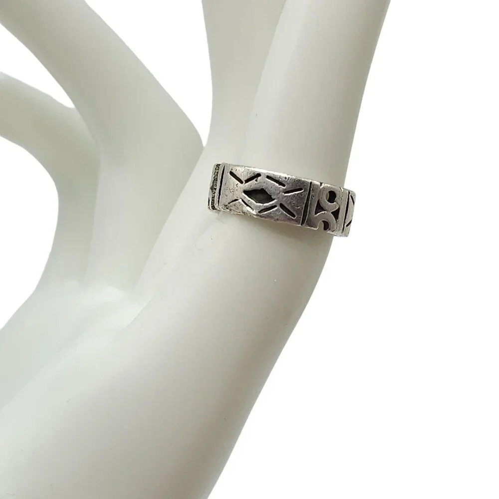 925 Sterling Silver Etched Geometric Patterns Band Ring Size 6.5 Vintage